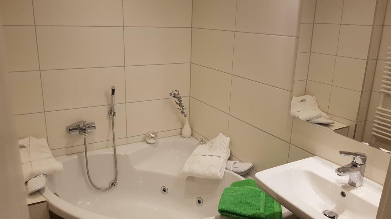 Pension Hoefti Хемниц Экстерьер фото